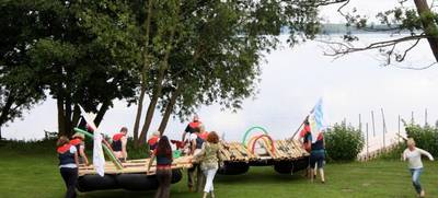Foto von Floßbau mit Floßfahrt - Das Teamevent!