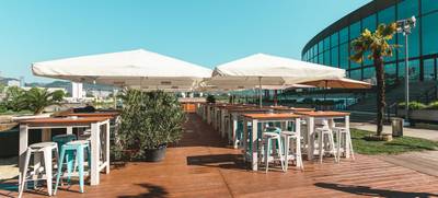Foto von Sandburg - Strand Küsst Bar