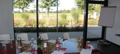 Foto von OPEN.9 Golf Eichenried - RESTAURANT.9 Seminarraum