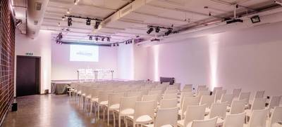 Foto von WHITE Spreelounge