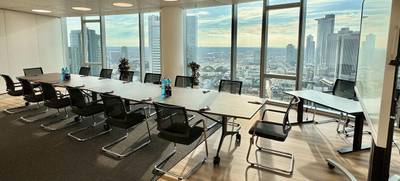 Foto von K-1 BusinessClub Main Tower Skyline 1