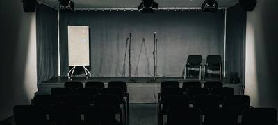 Foto von Studio A Stage