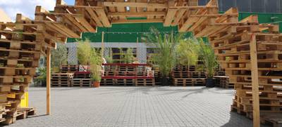 Foto von Urban Summer – 800m² Outdoor Oasis