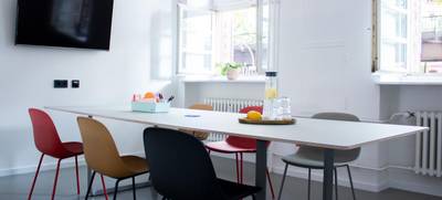 Foto von Spielfeld Digital Hub - Twickenham