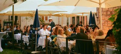 Foto von Outdoor-Event im Schlosspark
