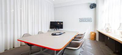 Foto von places hamburg grey room