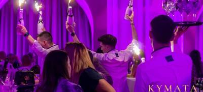Foto von Dinner & Party mit Santorini-Flair im Kymata Modern