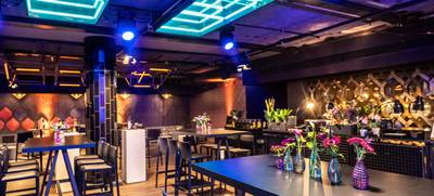 Foto von Party im Clubbereich des Cafe Moskau