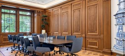 Foto von SATELLITE OFFICE Haus Gryffenberg Bahnhofstraße Kaminlounge „Gryffenberg“
