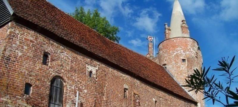 Foto 1 von Burg Klempenow