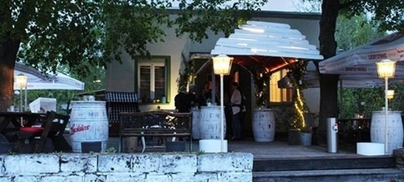 Foto 2 von Ein Haus im Grünen