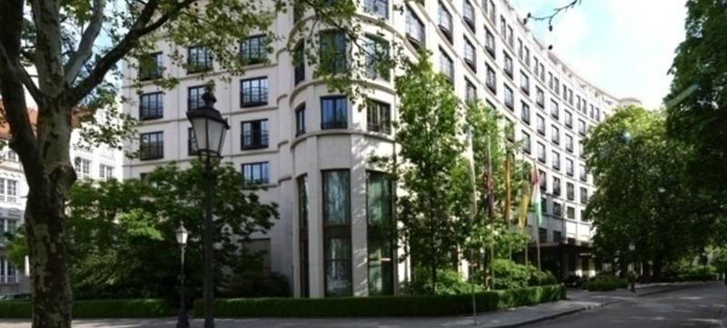 Foto 2 von The Charles Hotel