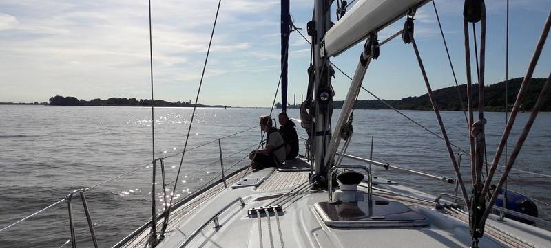 Foto 1 von Segelyacht by ELBSEGELEI