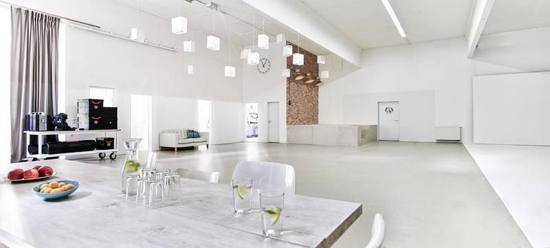Foto 1 von Highnoon White Studio