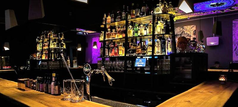 Foto 1 von Emi Wynehouse Pop-Up Bar