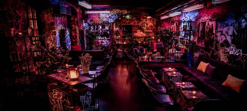 Foto 1 von Pawn Dot Com Bar