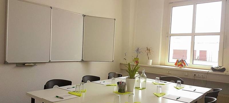 Foto von EinsA Sprachinstitut Berlin Privatsprachschule GmbH - Seminarraum A