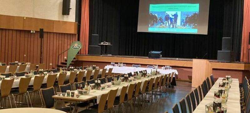 Foto 1 von Albert Mooren Halle