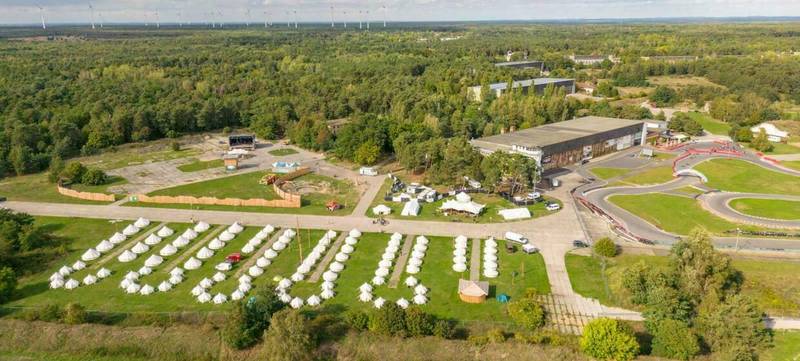 Foto 1 von Secret Forest – Der grüne Flugplatz