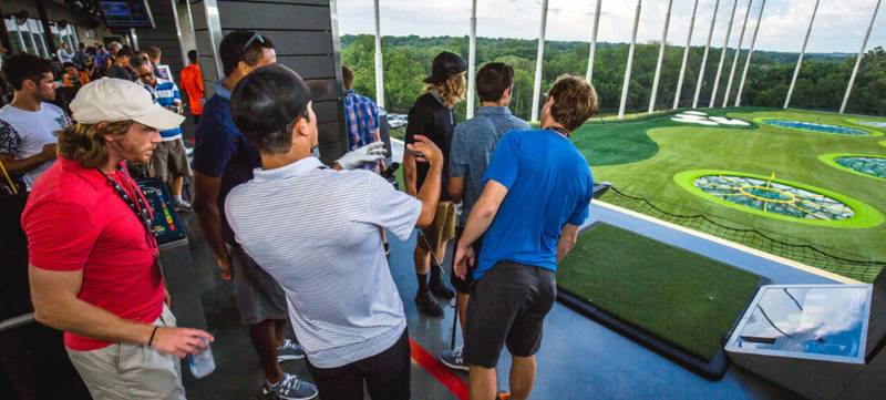 Foto 2 von Teambuilding bei Topgolf Oberhausen