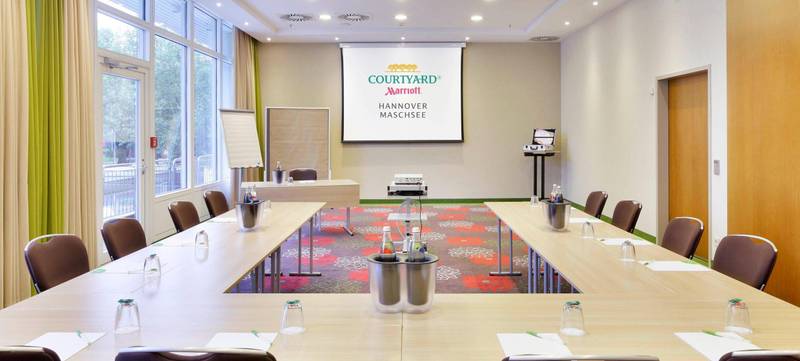 Foto 1 von Courtyard Hannover Maschsee