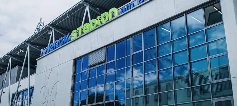 Foto 12 von Merck-Stadion am Böllenfalltor