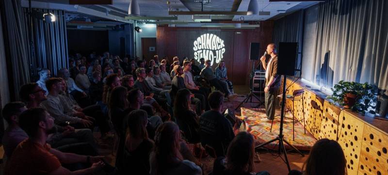 Foto 1 von SCHNACK Stand-Up