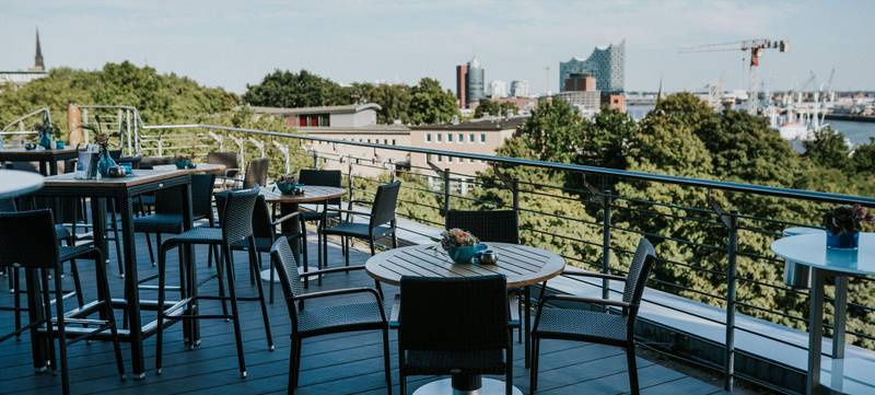 Foto 1 von Barbecue auf privater Dachterrasse mit Elbblick