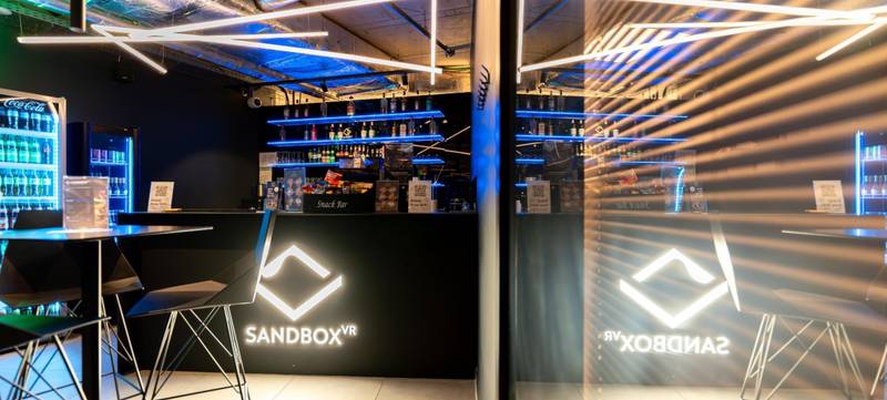 Foto 2 von Level Up Your Team - Teamevent mit Virtual Reality im Sandbox VR Hamburg