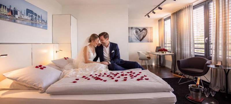 Foto 6 von Ihre Traumhochzeit in DER VILLA &REPEAT Köln Airport