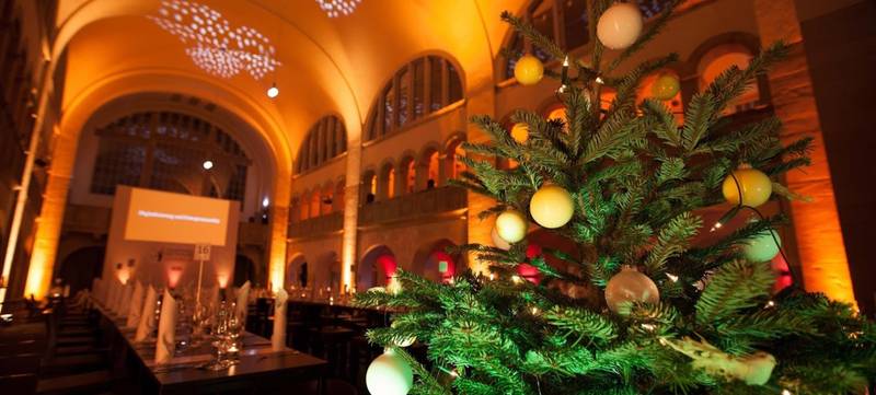 Foto 1 von Weihnachtsfeier Hotel Oderberger Pool oder Restaurant Oderberger